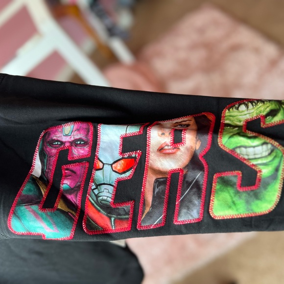 Brand New Marvel Avengers Spirit Sweater ✨ - Picture 3 of 6